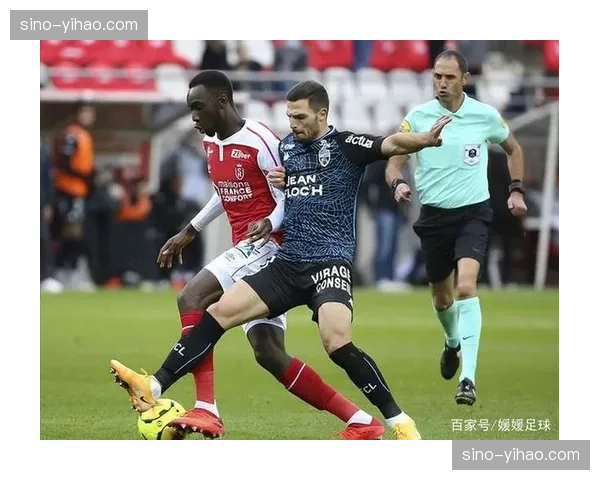 尼日利亚超级鹰隼锋线重组，教练组倾向4-3-3以发挥边锋群绝对速度和爆发力优势